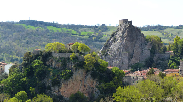 Roccalbegna Italy: a walk through Italian gelato in Tuscany!