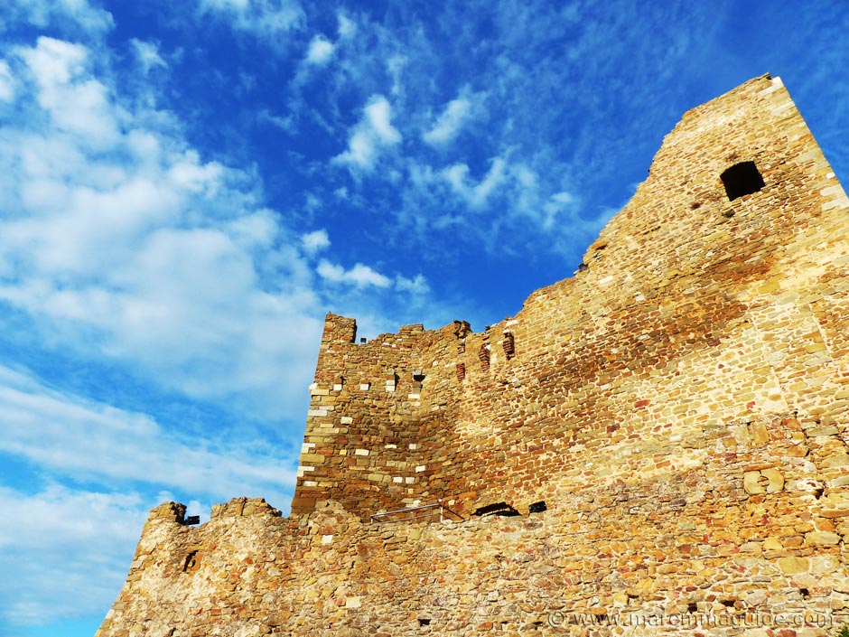 Tuscany castles.